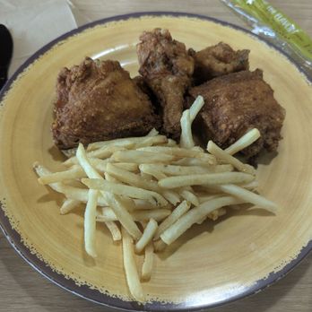 Pollo Campero Manassas - 4 piece chicken and fries - Fast Food Near Me - Manassas, Virginia