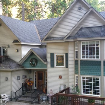 McCaffrey House Bed & Breakfast - Custom built to be a b&b. - Hotels Near Me - Twain Harte, California