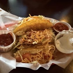 Jay's Bar & Grill - Chicken tacos