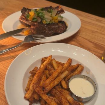 Nightingale - Live/Raw Food Near Me - Vancouver, British Columbia