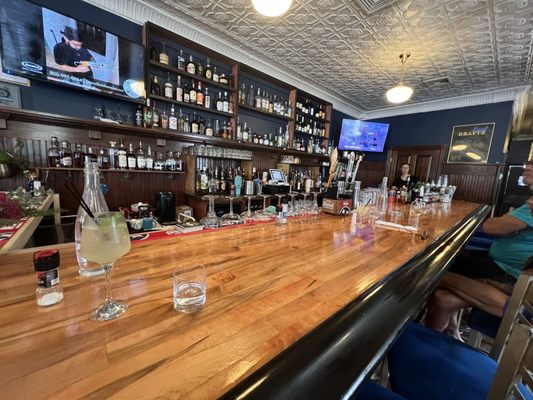 Public House by null