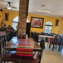 Doña Chela Restaurant - Seating....