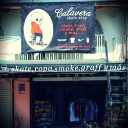 Calavera Skate Shop - Fachada