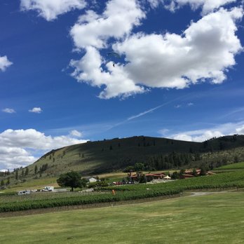 Tsillan Cellars - Wineries Near Me - Chelan, Washington