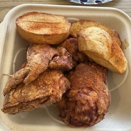 Broasted chicken and potatoes Broasted chicken and potatoes