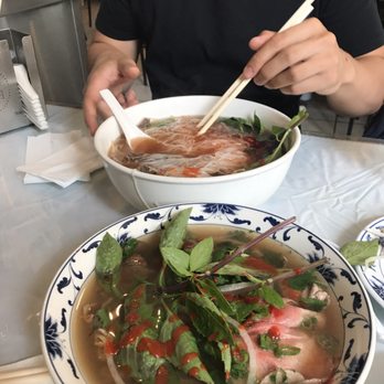 Pho Tan Hoa - Look how beefy and delicious I could eat forever - Vietnamese Near Me - San Francisco, California Pho Tan Hoa - Look how beefy and delicious I could eat forever - Vietnamese Near Me - San Francisco, California