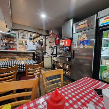 Del's Charcoal Burgers - Burgers Near Me - Richardson, Texas Del's Charcoal Burgers - Burgers Near Me - Richardson, Texas