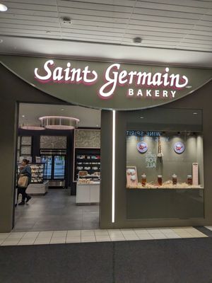 Upper Canada Mall by null