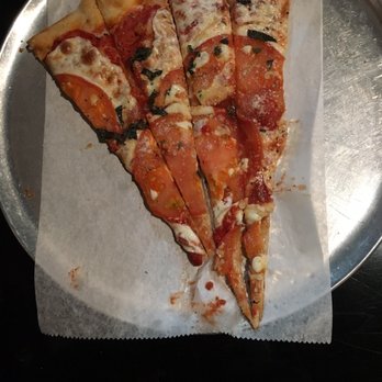 Front Street Pizza - Margarita Pizza - Pizza Near Me - Brooklyn, New York Front Street Pizza - Margarita Pizza - Pizza Near Me - Brooklyn, New York