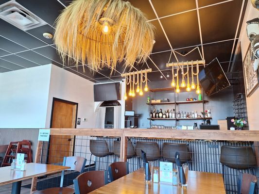 Ubuntu Meat Bar & Safari Spice Grill by null