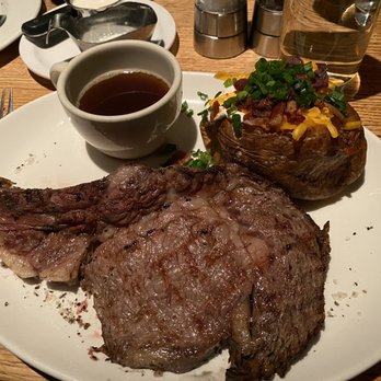 Bartlett's - Roasted Prime Rib - Steakhouses Near Me - Austin, Texas Bartlett's - Roasted Prime Rib - Steakhouses Near Me - Austin, Texas