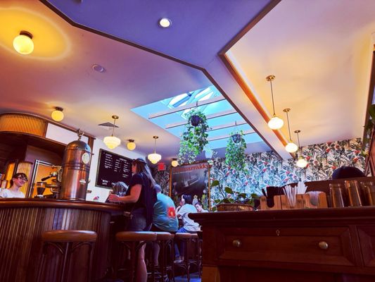 Leopold's Books Bar Caffè by null