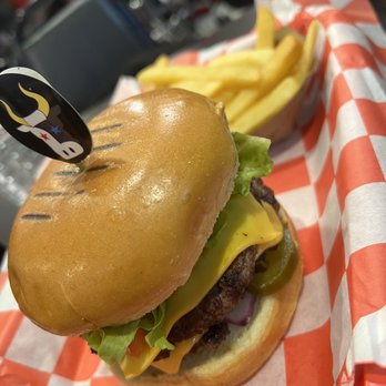 Bullseye Burger House - Jalapeno Burger - Burgers Near Me - Glenside, Pennsylvania Bullseye Burger House - Jalapeno Burger - Burgers Near Me - Glenside, Pennsylvania
