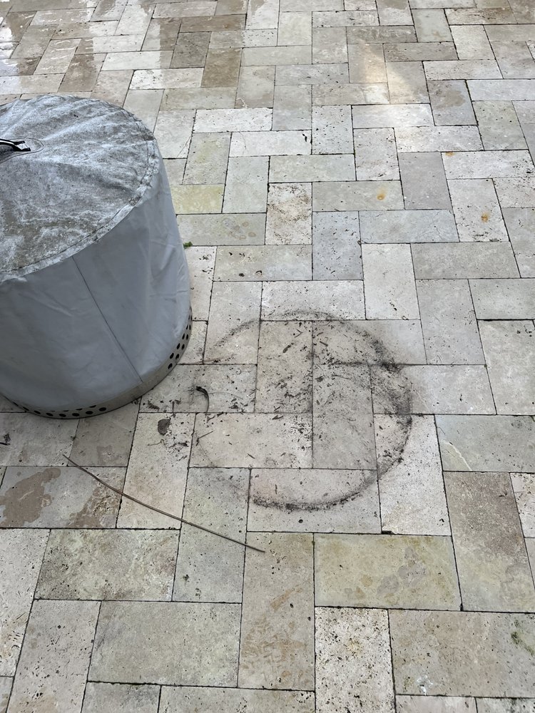 Slide of R N R Pressure Cleaning and Roof Washing