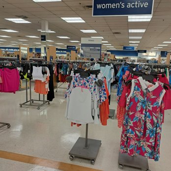 Marshalls - So much selection in women's active wear! - Department Stores Near Me - Sacramento, California Marshalls - So much selection in women's active wear! - Department Stores Near Me - Sacramento, California