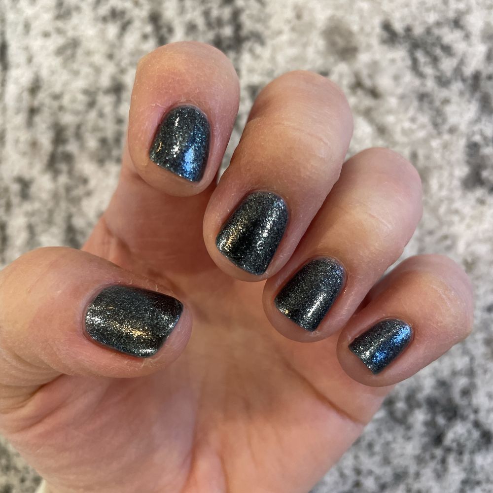 Mamas n Divas - Basic diva manicure with regular polish - Nail Salons Near Me - Westborough, Massachusetts Mamas n Divas - Basic diva manicure with regular polish - Nail Salons Near Me - Westborough, Massachusetts