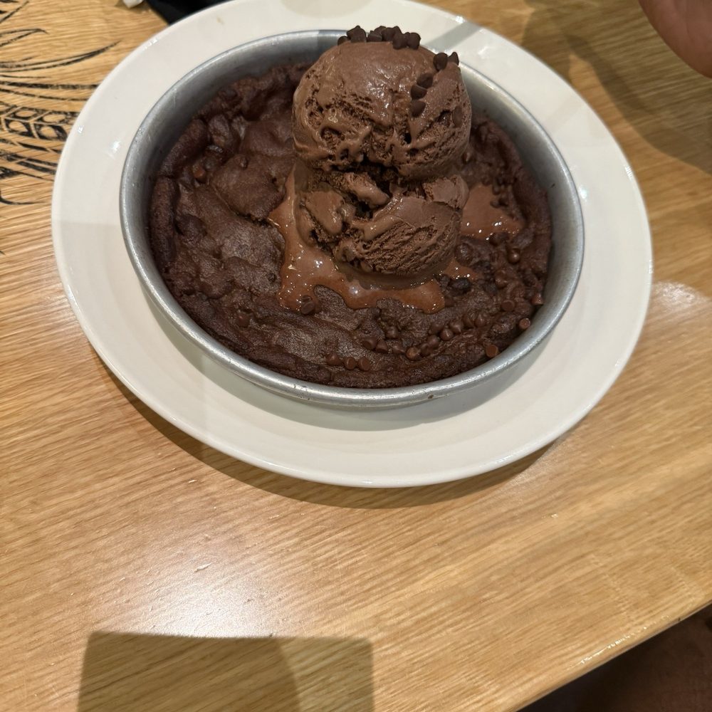 Triple Chocolate Pizookie Made With Ghirardelli
