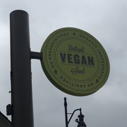 Detroit Vegan Soul - The outside sign