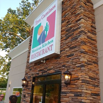 Tres Caminos - Mexican Near Me - Caseyville, Illinois