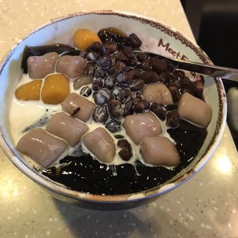 Meet Fresh - Fresh Signature with red bean - Desserts Near Me - Irvine, California Meet Fresh - Fresh Signature with red bean - Desserts Near Me - Irvine, California