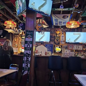 Jerry’s Tavern - Jerry's bar - Bars Near Me - Portland, Oregon Jerry’s Tavern - Jerry's bar - Bars Near Me - Portland, Oregon