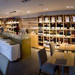 Vinothek Eltvinum - Unsere Vinothek im historischen Gewölbekeller des ELTVINUMS.