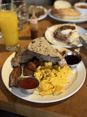 Commonwealth Cafe by null