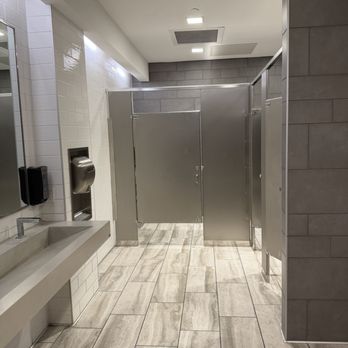 Burlington - Bathroom - Department Stores Near Me - Orlando, Florida