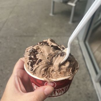 Cold Stone Creamery - Ice Cream & Frozen Yogurt Near Me - Orlando, Florida