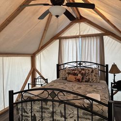 Indian Flat RV Park - Inside of the cabin! Pretty nice