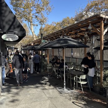 Oren's Hummus - Outside seating - Mediterranean Near Me - Palo Alto, California Oren's Hummus - Outside seating - Mediterranean Near Me - Palo Alto, California