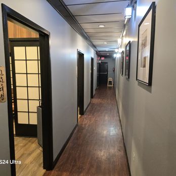 Geobukseons Sushi - 3 Rooms - Korean Near Me - Annandale, Virginia