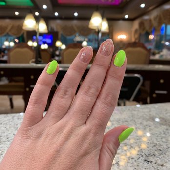Resort Nail Salon - Nail Salons Near Me - Grand Prairie, Texas