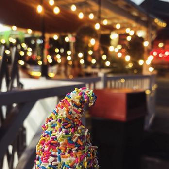 Carvel - Twist Small Soft Serve w/ Rainbow sprinkles - Ice Cream & Frozen Yogurt Near Me - Arlington, Virginia Carvel - Twist Small Soft Serve w/ Rainbow sprinkles - Ice Cream & Frozen Yogurt Near Me - Arlington, Virginia