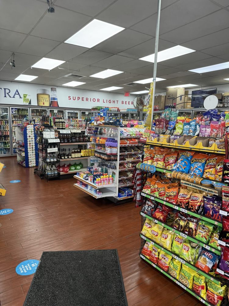 ARCO Updated August 2024 4190 N Cedar Ave, Fresno, California