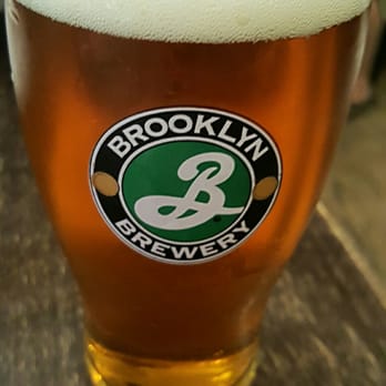 Juliana's - Brooklyn Lager - Pizza Near Me - Brooklyn, New York
