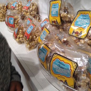 Kilwins Ice Cream - Chocolate - Fudge - Popcorn - Chocolatiers & Shops Near Me - Knoxville, Tennessee Kilwins Ice Cream - Chocolate - Fudge - Popcorn - Chocolatiers & Shops Near Me - Knoxville, Tennessee