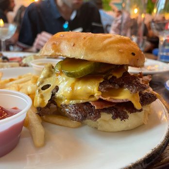 Long Story Short - Diner Burger - Sandwiches Near Me - Pittsburgh, Pennsylvania