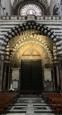 Cattedrale di San Lorenzo by null