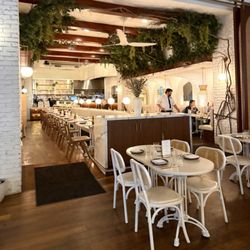 Motek Coral Gables - Dining room