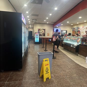 Cold Stone Creamery - Leaking ceiling with containers throughout the store. - Ice Cream & Frozen Yogurt Near Me - Tampa, Florida Cold Stone Creamery - Leaking ceiling with containers throughout the store. - Ice Cream & Frozen Yogurt Near Me - Tampa, Florida