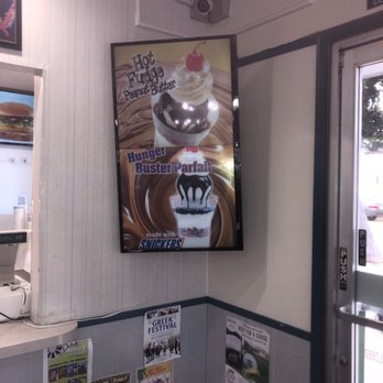 Fosters Freeze - Burgers Near Me - Morro Bay, California Fosters Freeze - Burgers Near Me - Morro Bay, California