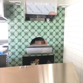 Henderson Tile - South Side pizza oven - General Contractors Near Me