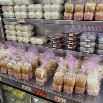 Golden Steamer Restaurant - a display of baked goods - Dim Sum Near Me - Brooklyn, New York