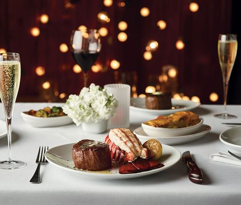 Fleming’s Prime Steakhouse & Wine Bar by null