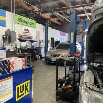 Swedish Connection of OC - Inside the repair shop - Auto Repair Near Me - Orange, California Swedish Connection of OC - Inside the repair shop - Auto Repair Near Me - Orange, California
