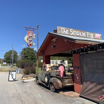 The Smokin Pig - Front - Barbeque Near Me - Pendleton, South Carolina The Smokin Pig - Front - Barbeque Near Me - Pendleton, South Carolina
