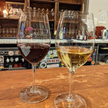 The Punchdown - House wine $7 during happy hour until 6 - Wine Bars Near Me - Oakland, California