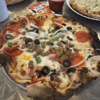 Good Wood Pizzeria - Combo Pizza - Pizza Near Me - Lincolnton, North Carolina Good Wood Pizzeria - Combo Pizza - Pizza Near Me - Lincolnton, North Carolina