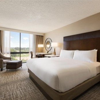Hilton Fort Collins - Guest room - Hotels Near Me - Fort Collins, Colorado Hilton Fort Collins - Guest room - Hotels Near Me - Fort Collins, Colorado